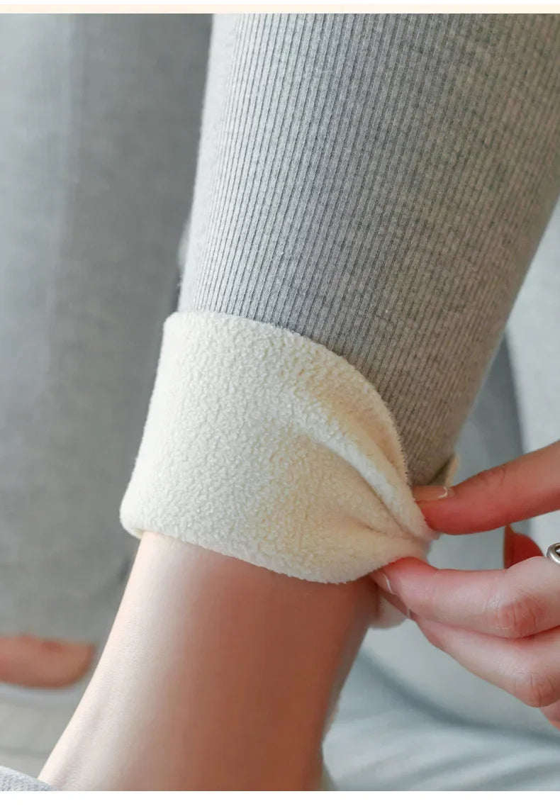 Ultra-Warm Fleece Leggings for Women | High-Waist, Stretchy & Thermal Winter Pants