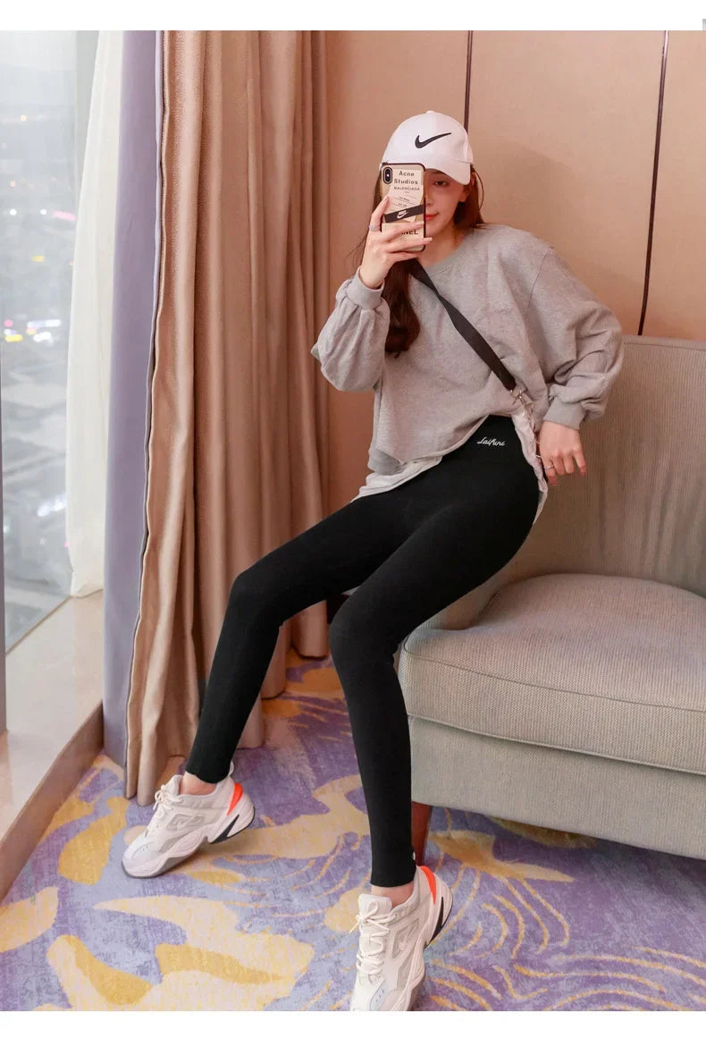 Ultra-Warm Fleece Leggings for Women | High-Waist, Stretchy & Thermal Winter Pants